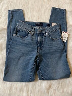 Lucky Brand Light Blue Mid-Rise Super Skinny Jeans